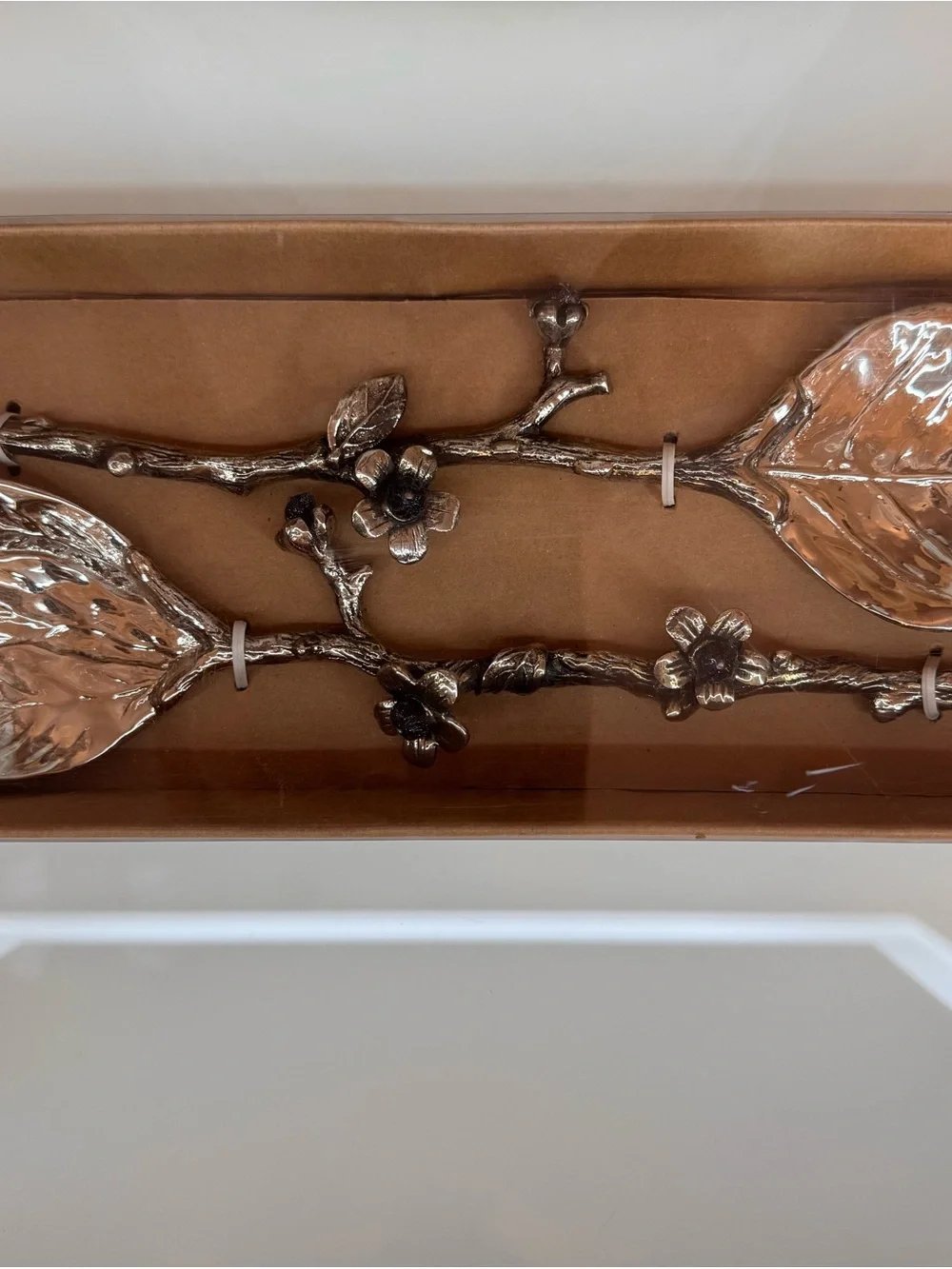 NIB Bombay Company Amethyst Vintage 2pc Metal Branch and Leaf Salad Serving Set